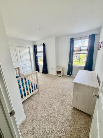 2761 Newbern Drive E, Blacklick, OH 43004