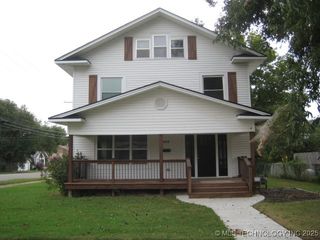 400 S Chickasaw Avenue, Bartlesville, OK 74003