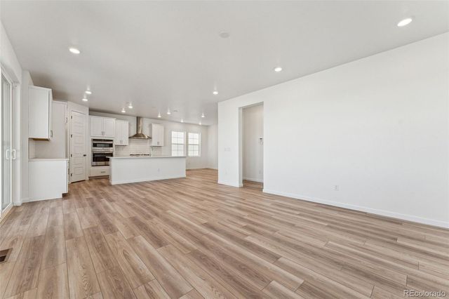 8784 Whiteclover Street, Littleton, CO 80125