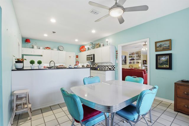 3800 Hollow Creek Road, Benbrook, TX 76116