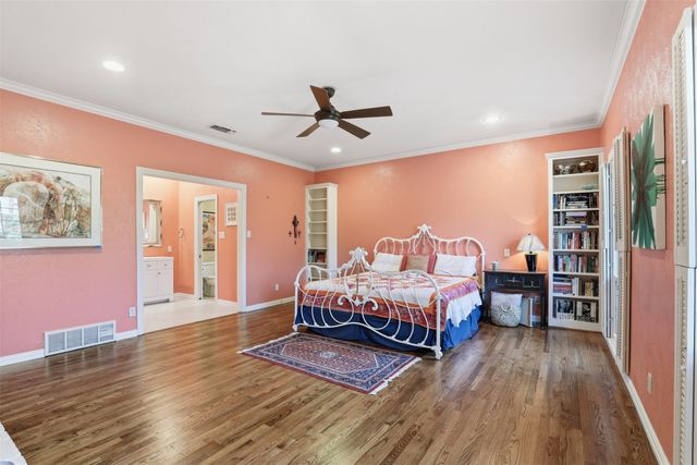 3800 Hollow Creek Road, Benbrook, TX 76116