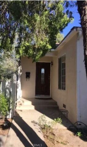 10834 Encino, Granada Hills, CA 91344