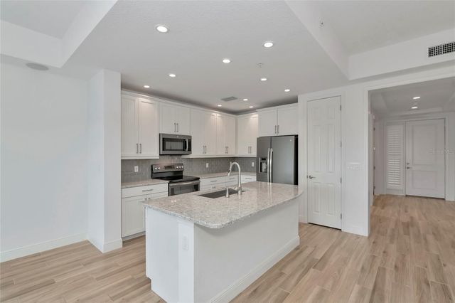 10530 BOARDWALK LOOP 202, Bradenton, FL 34202