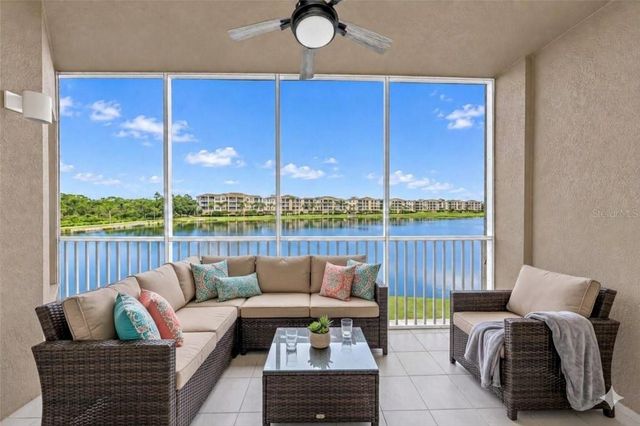 10530 BOARDWALK LOOP 202, Bradenton, FL 34202