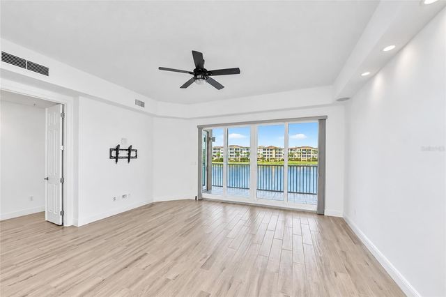 10530 BOARDWALK LOOP 202, Bradenton, FL 34202