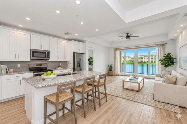 10530 BOARDWALK LOOP 202, Bradenton, FL 34202