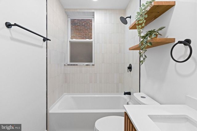 1502 S 52ND ST, Philadelphia, PA 19143