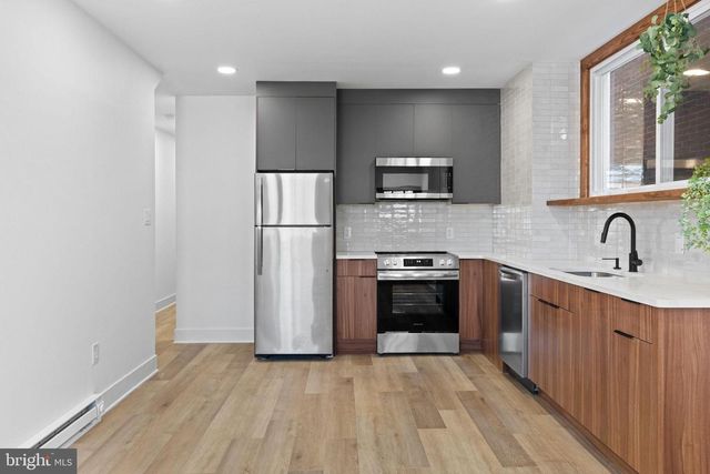 1502 S 52ND ST, Philadelphia, PA 19143