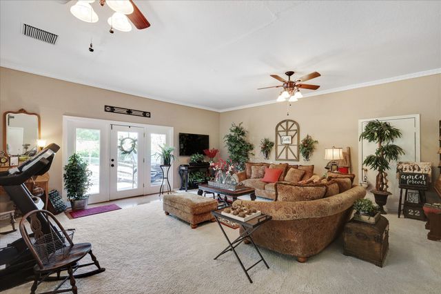 2201 Oak Knoll Court, Colleyville, TX 76034