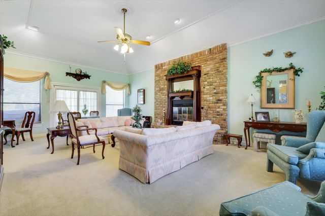 2201 Oak Knoll Court, Colleyville, TX 76034