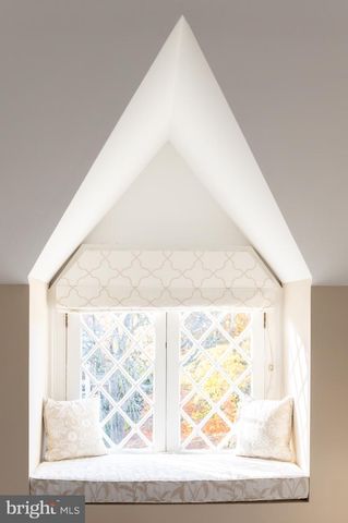 3031 GATES RD NW, Washington, DC 20008