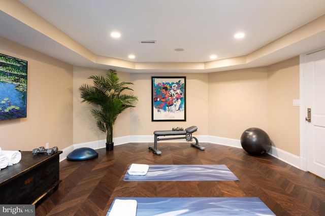 3031 GATES RD NW, Washington, DC 20008