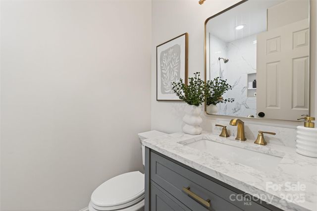 6634 Williams Road, Charlotte, NC 28215