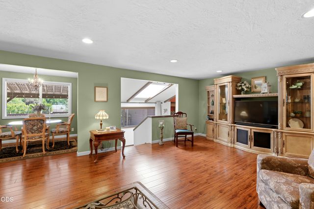1769 Serenity Drive, Medford, OR 97504