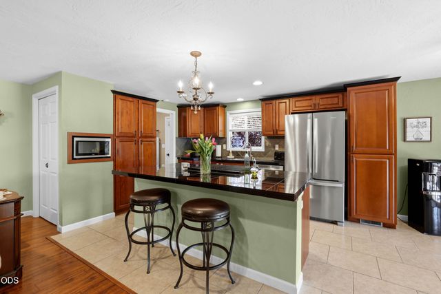 1769 Serenity Drive, Medford, OR 97504