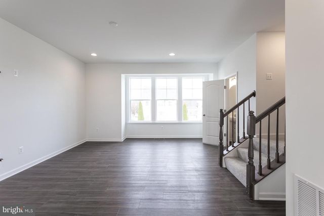 HOMESITE 505 NEWBURY ST, Charles Town, WV 25414