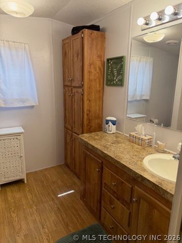 13893 Marquea Street, Kingston, OK 73439