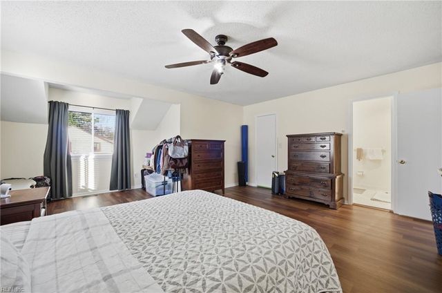 4036 Lake Ridge CIR, Virginia Beach, VA 23452