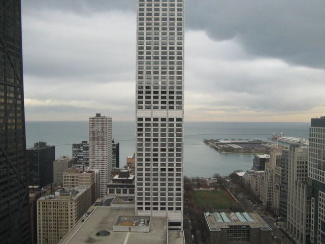 111 E chestnut Street 45K, Chicago, IL 60611