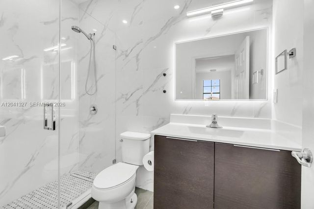 3401 W 94th Ter, Hialeah, FL 33018