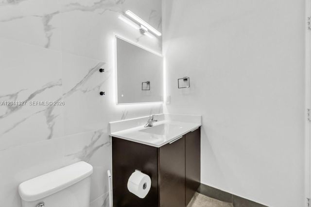 3401 W 94th Ter, Hialeah, FL 33018