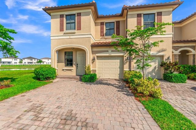 3401 W 94th Ter, Hialeah, FL 33018