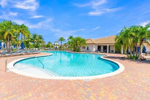 3401 W 94th Ter, Hialeah, FL 33018