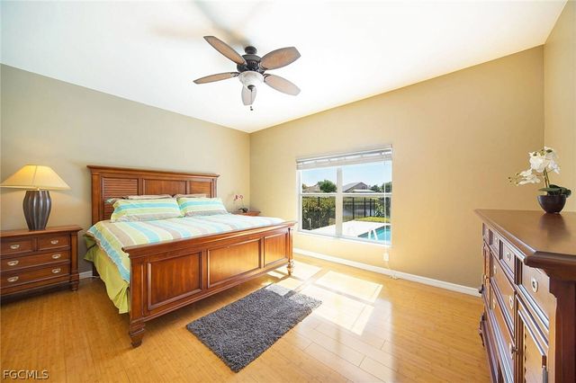 2518 Verdmont CT, Cape Coral, FL 33991