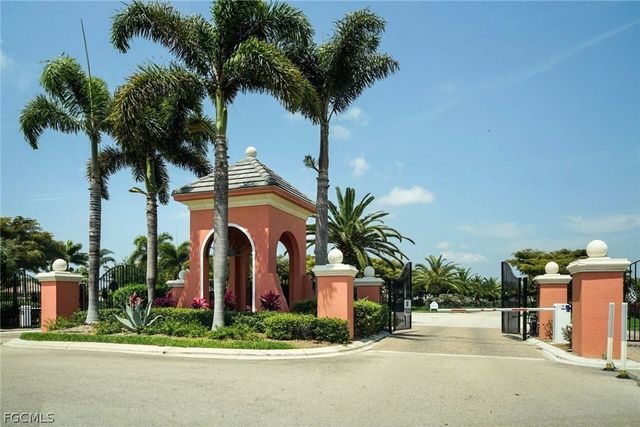 2518 Verdmont CT, Cape Coral, FL 33991