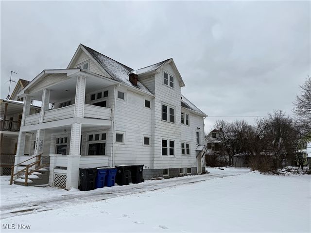 12402 Benwood Avenue, Cleveland, OH 44105