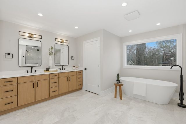 1523 Linden Circle, Lemont, IL 60439