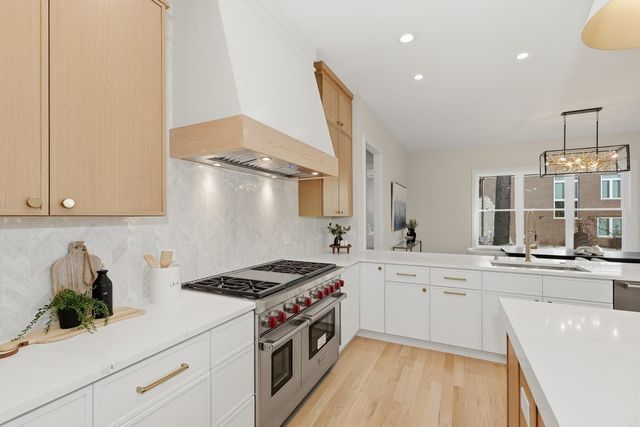 1523 Linden Circle, Lemont, IL 60439