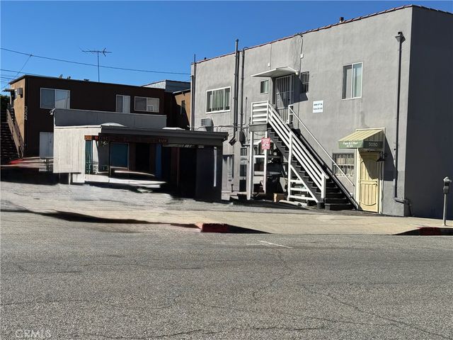 3026 PICO Boulevard, Santa Monica, CA 90405