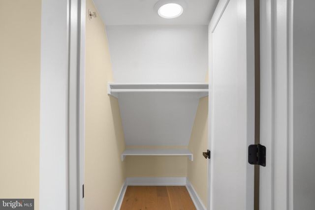 329 16TH ST SE, Washington, DC 20003