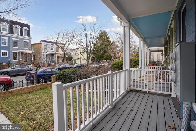 329 16TH ST SE, Washington, DC 20003