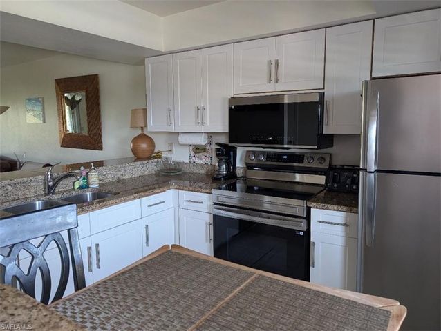 719 SW 47th TER 202, Cape Coral, FL 33914