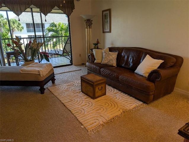 719 SW 47th TER 202, Cape Coral, FL 33914