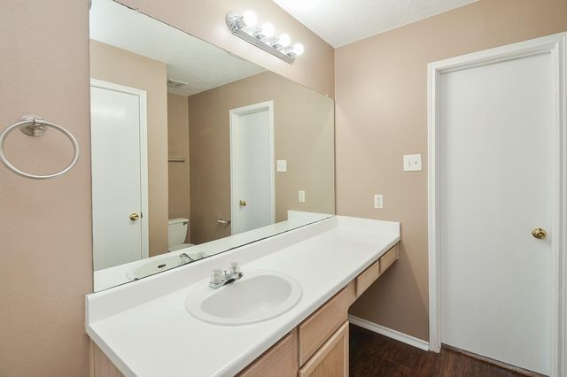 17327 Davenway Dr, Houston, TX 77084