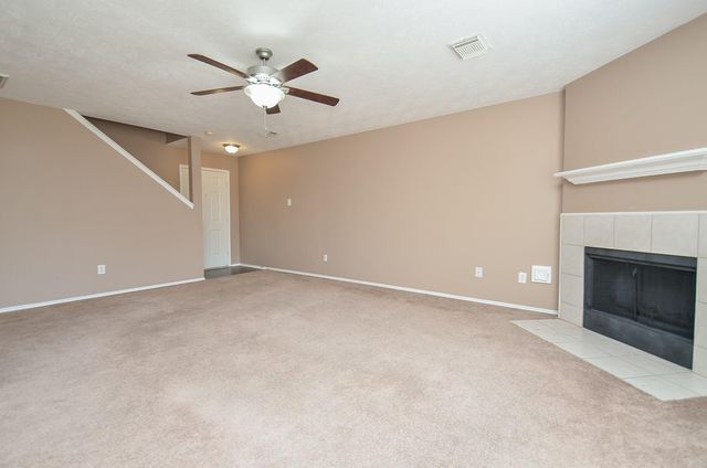 17327 Davenway Dr, Houston, TX 77084