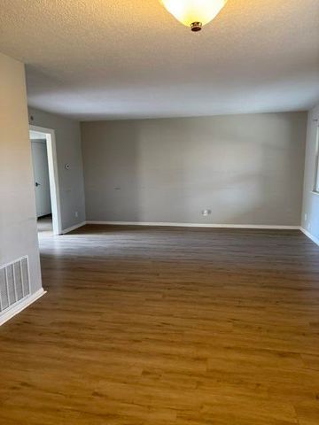 8217 NORTHRIDGE Avenue NE, Albuquerque, NM 87109