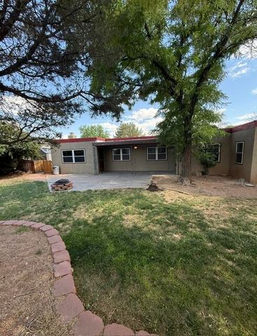 8217 NORTHRIDGE Avenue NE, Albuquerque, NM 87109