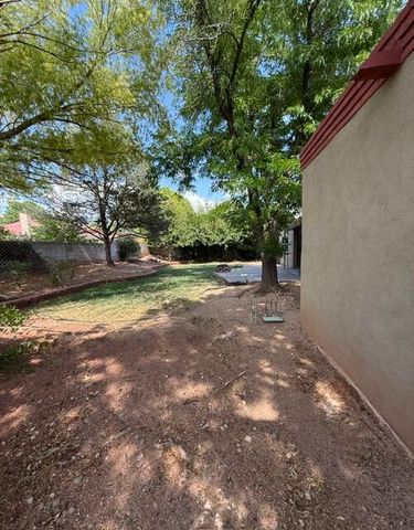 8217 NORTHRIDGE Avenue NE, Albuquerque, NM 87109