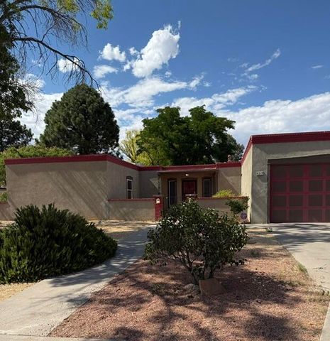 8217 NORTHRIDGE Avenue NE, Albuquerque, NM 87109