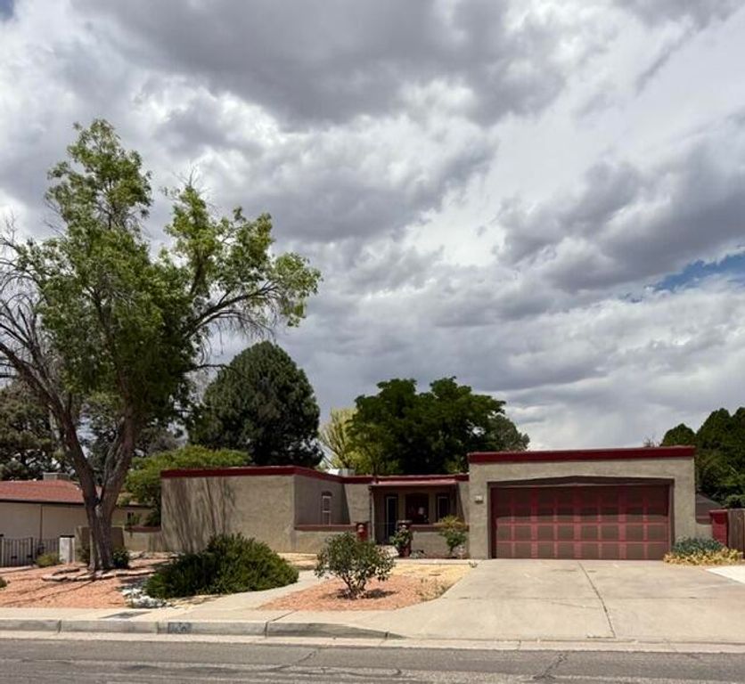 8217 NORTHRIDGE Avenue NE, Albuquerque, NM 87109