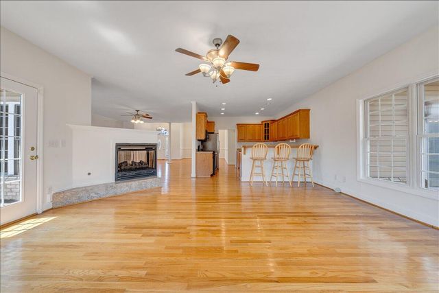 1619 Sterling Place CIR, Roanoke, VA 24012