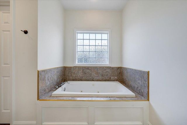 1619 Sterling Place CIR, Roanoke, VA 24012