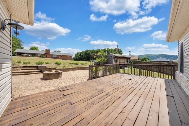 1619 Sterling Place CIR, Roanoke, VA 24012