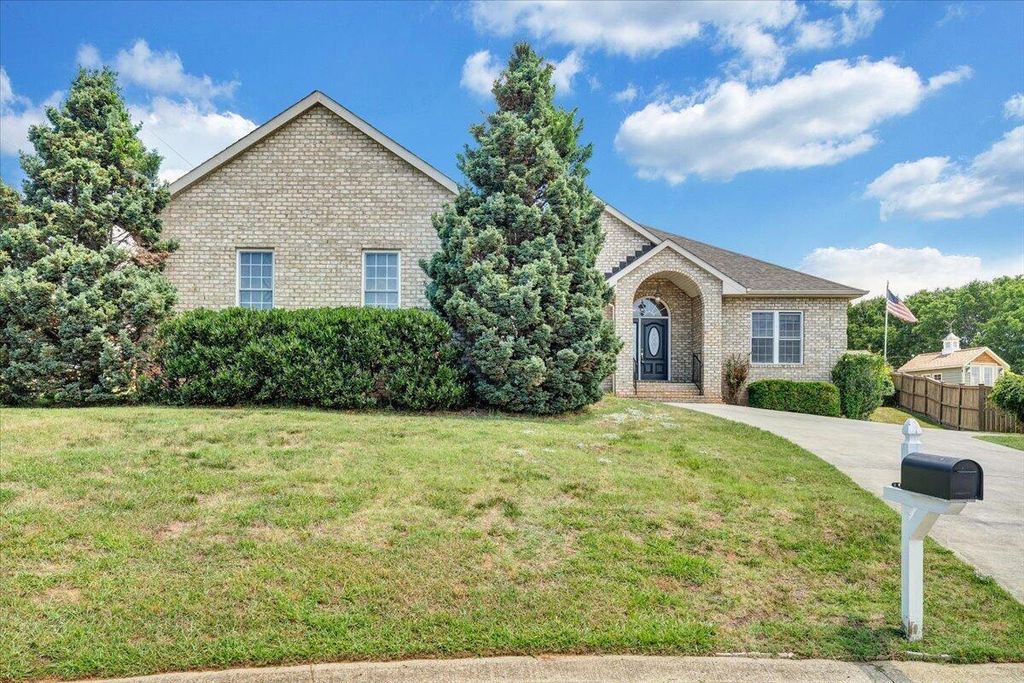 1619 Sterling Place CIR, Roanoke, VA 24012