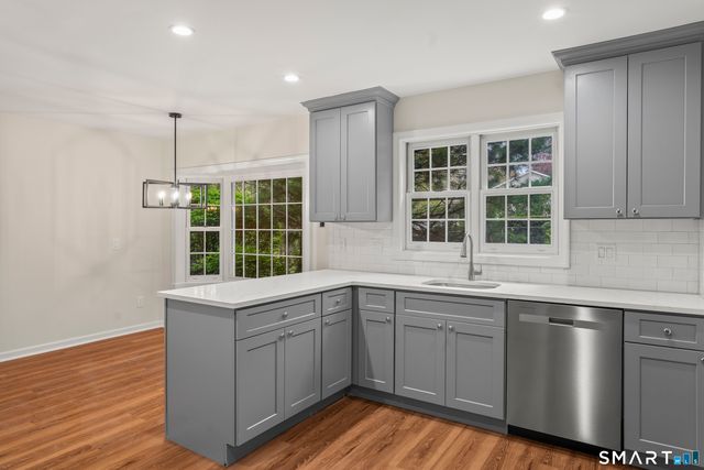 3845 Park Avenue 18, Fairfield, CT 06825