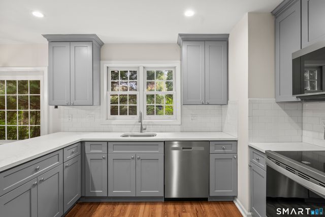 3845 Park Avenue 18, Fairfield, CT 06825